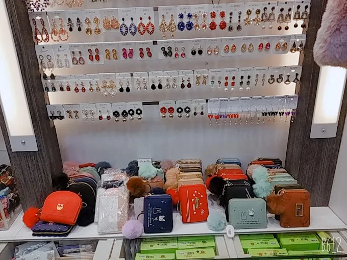 D2 Designer Fashion Jewellery/ Bags/Kurtas/maxi nighty&Accessories